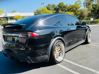 2019 Tesla Model X Long Range
