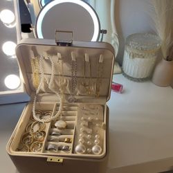 Jewelry Organizer 