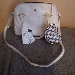 Tommy Hilfiger Hand Bag -Excellent Condition