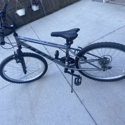 Nice huffy bike for sale rarely used