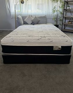 Queen Size Mattress & Box Spring Bamboo PillowTop Medium Firm