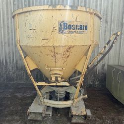 Concrete bucket
