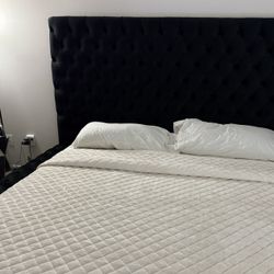 KING SIZE PLUSH BED FRAME ONLY ALL BLACK VELVET WITH DRAWERS ON EACH SIDE 