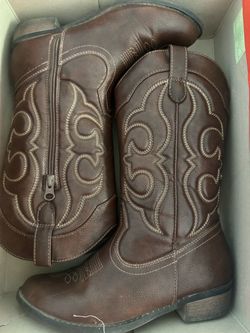 Girl boots