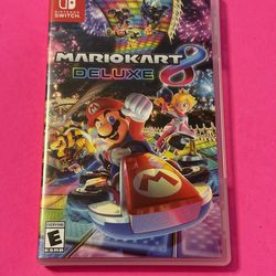 Mario Kart 8 Deluxe Nintendo Switch Game