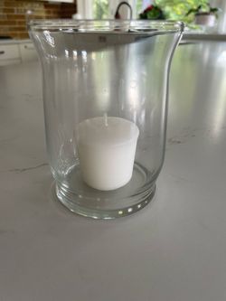 Glass candle holder/vase