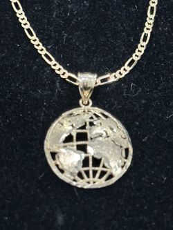 14k Yellow Gold Figaro Chain And Pendant 
