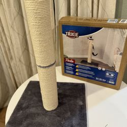 Kitten Cat Scratching Post 2 Ft Tall, Brand New