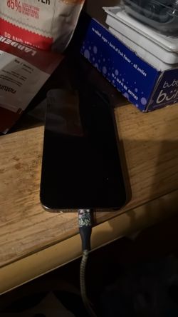 NEED TO SELL ASAP  NEW IPHONE NO CRACKS WORKS $1100