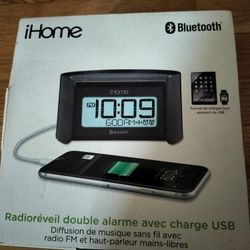 iHome Alarm Radio USB Charger Bluetooth 