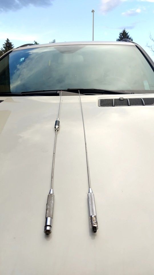 Genuine Honda Gold Wing GL 1800 Trike 2008  Radio Removable Antennas 