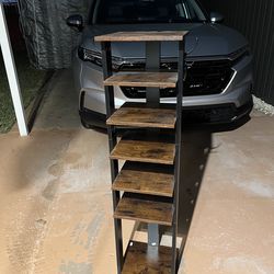 Organizer with hooks