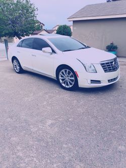2013 Cadillac XTS Platinum collection clean title
