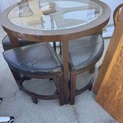 Small Kitchen Table With Chairs