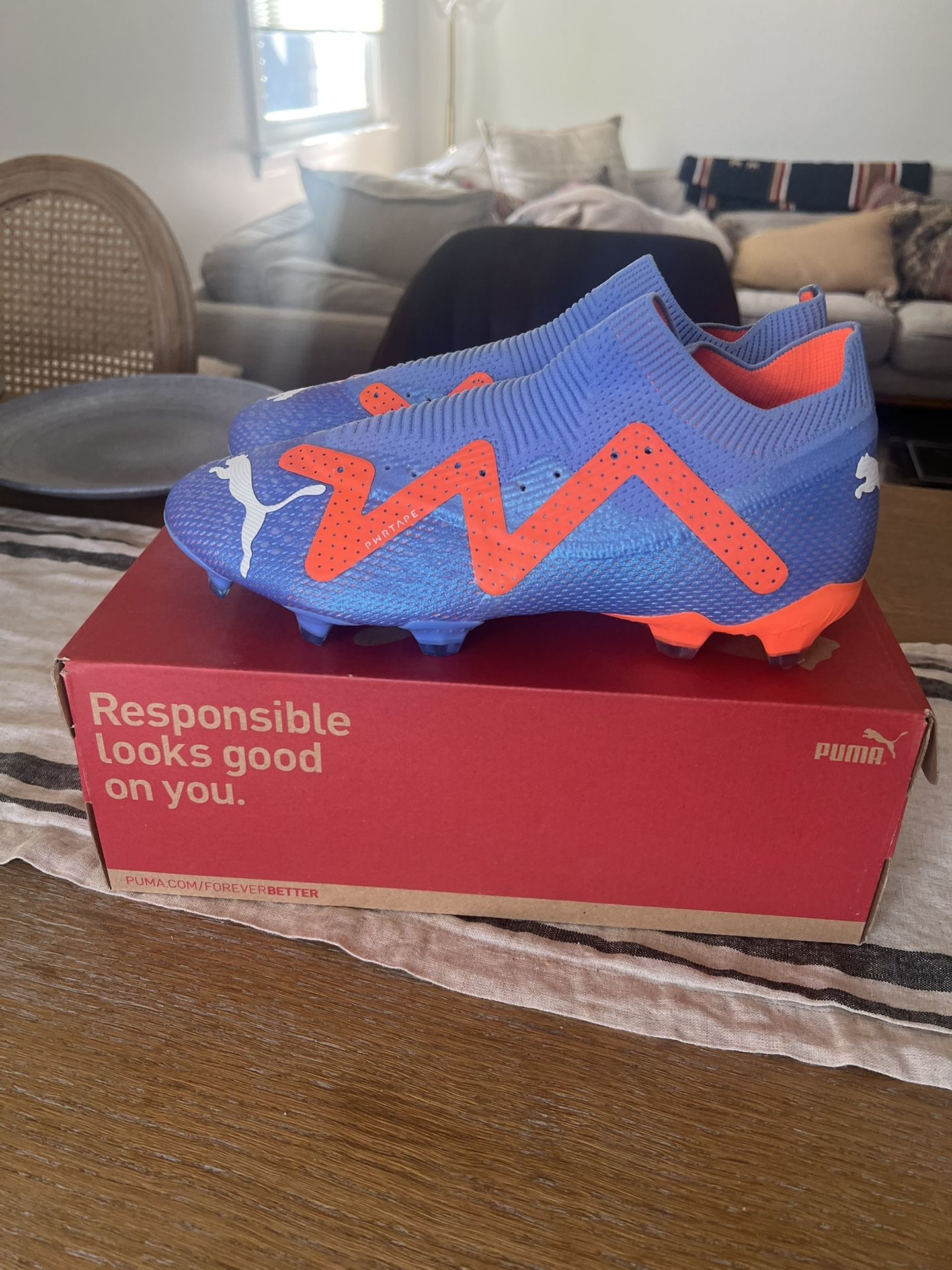 PUMA MEN'S FUTURE ULTIMATE FG/AG - Size 9