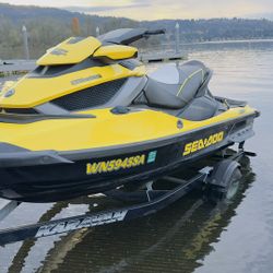 SeaDoo 260hp Supercharged RXT iS 2011