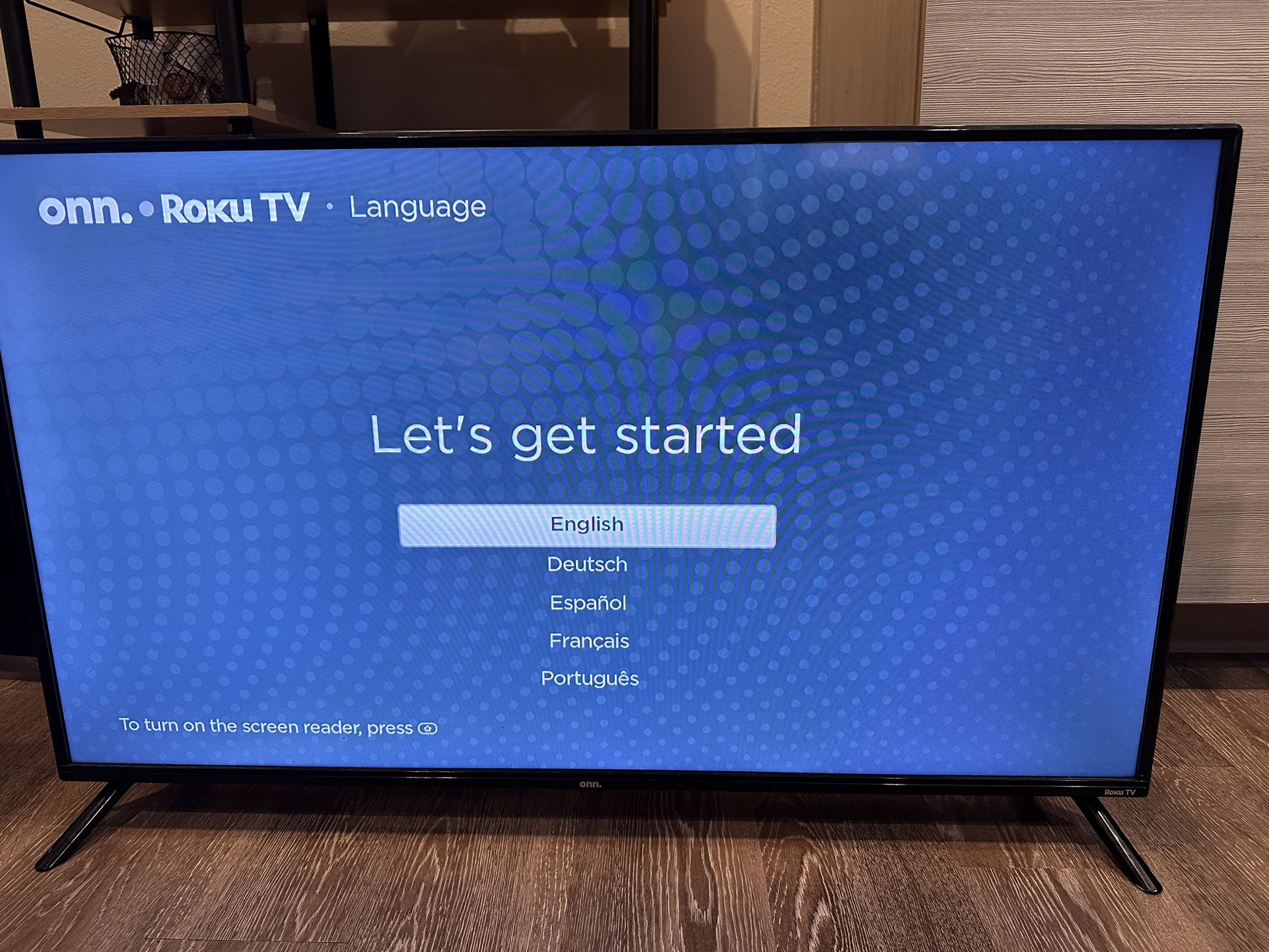 Onn. 40” LED Roku Smart TV