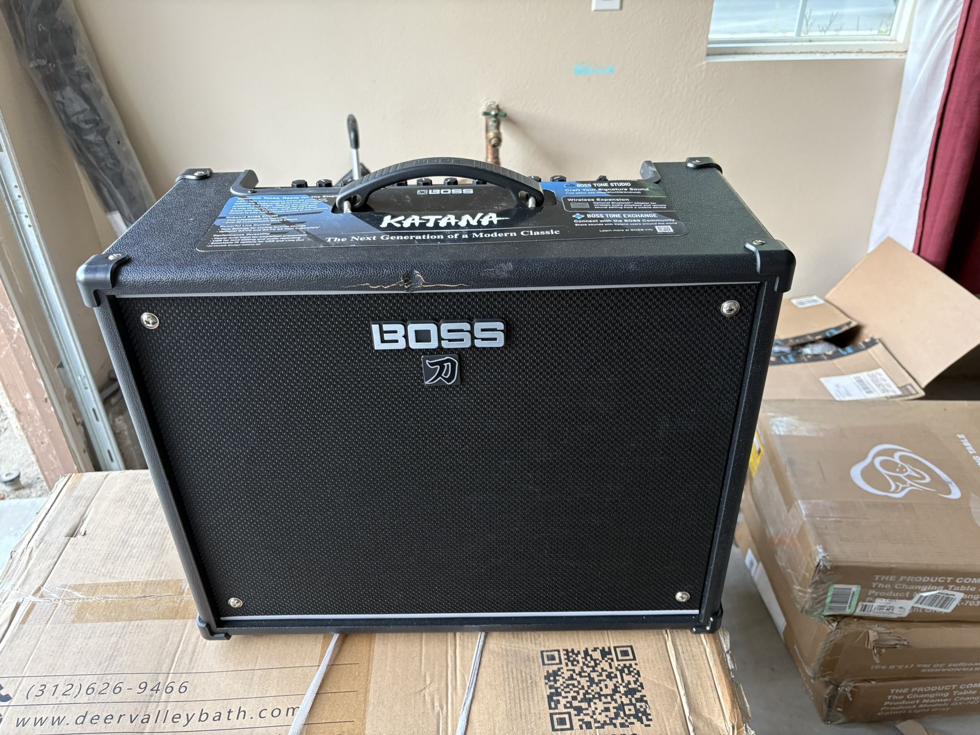 Boss Katana-50 EX Gen 3 50-Watt 1x12-Inch Guitar Combo Amplifier Bundle with Instrument Cable and Picks