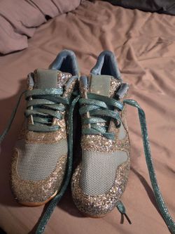 Glitter shoes
