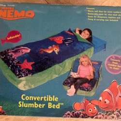 Disney Finding Memo Inflatable Convertible Slumber Bed