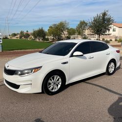 2017 KIA Optima