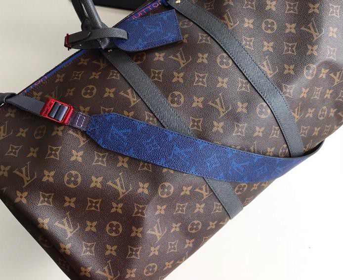 Authentic Louis Vuitton X Supreme Keepall Bandouliere Never Worn for Sale  in Dallas, TX - OfferUp