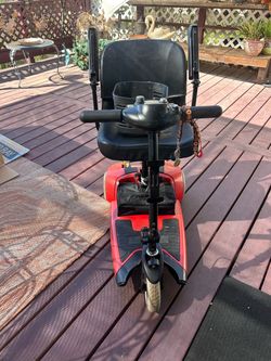 Mobility scooter