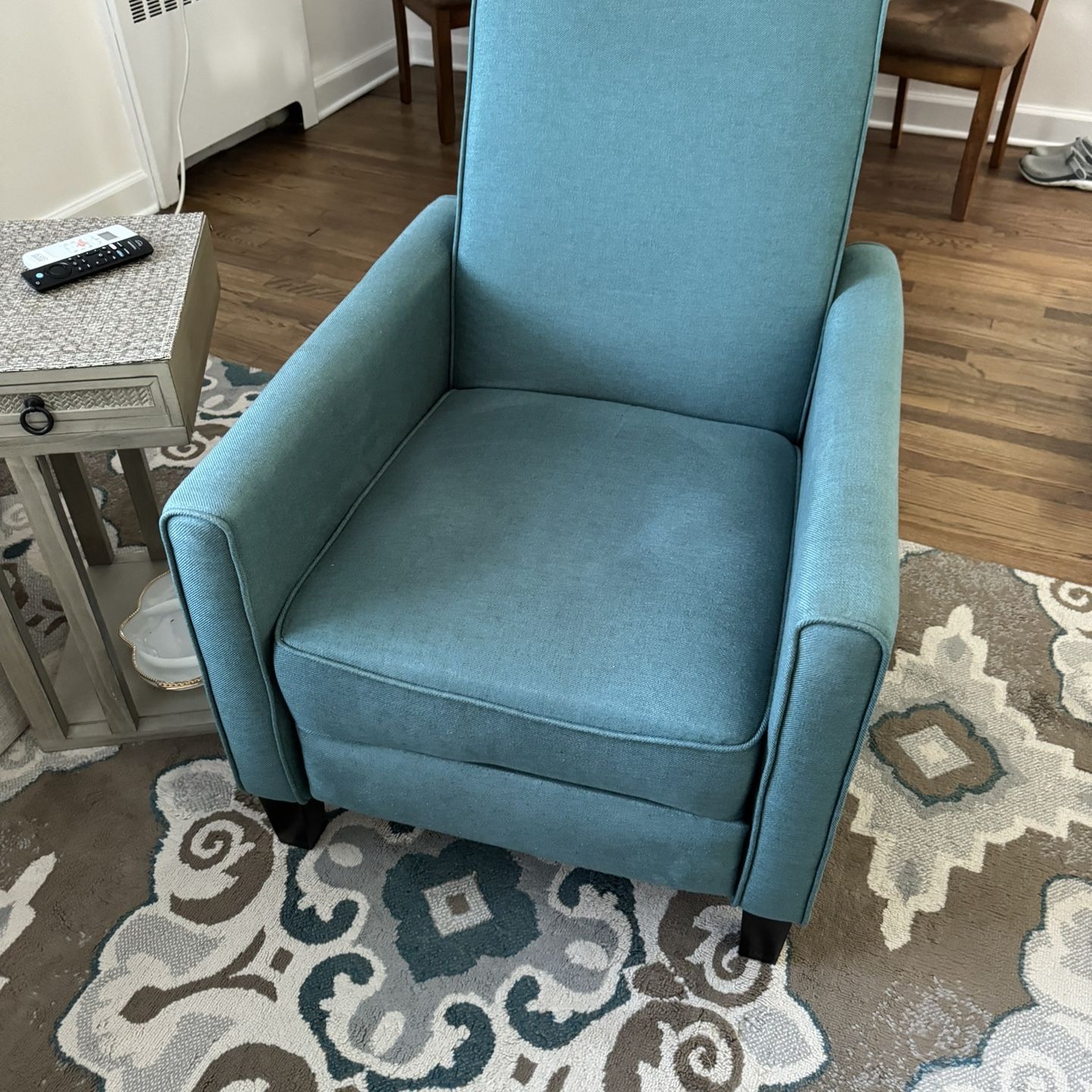 Recliner Club Chair