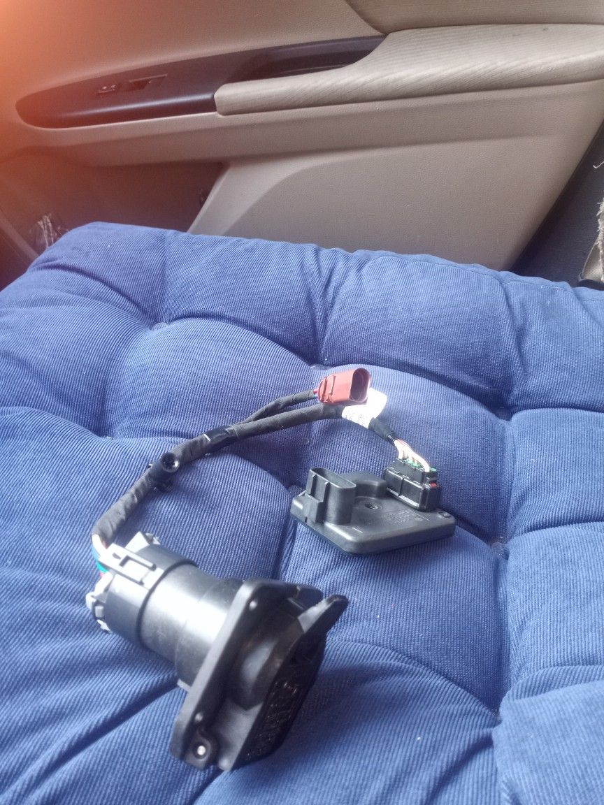 2022 Tesla Trailer Jump Harness
