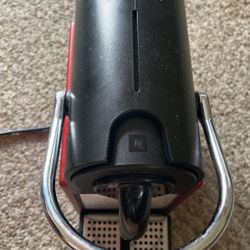  Nespresso BEC430TTN Pixie Espresso Machine