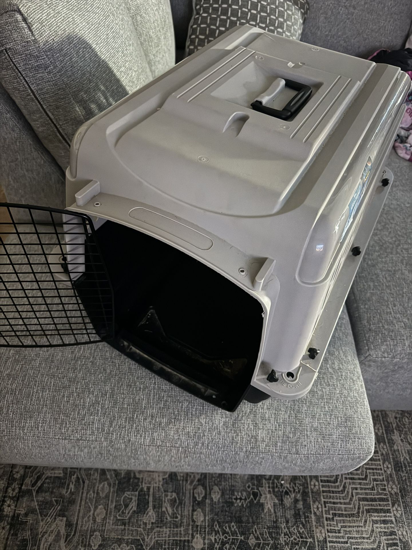Medium Dog Crate 