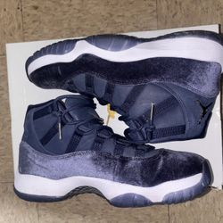 Jordan 11s 