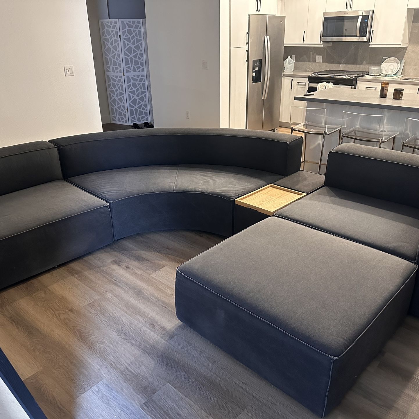 GUS sectional 5 pieces