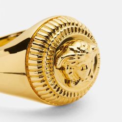 NEW VERSACE RING SZ5.5
