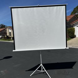 7-foot Projector screen with stand