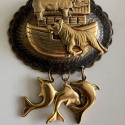 Gold Tone Vintage Noah’s Arc Brooch / Pin