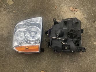 2008 Chevy Tahoe Headlights 