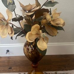 Magnolia Flower Arrangement In Glass Vase
