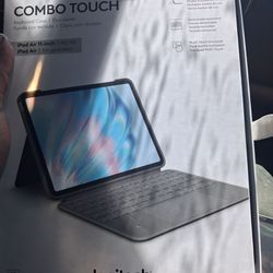 Logitech Case/keyboard Ipa $50 bucks or highest offer