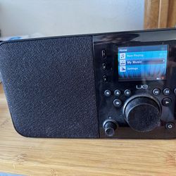 Logitech X-R0001 Black Wi Fi Squeezebox Internet Smart Radio Music Streamer