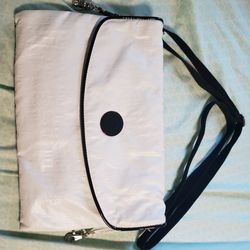 Kipling Messager Bag