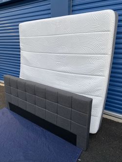 Brand New King Size Bed ! King Size Mattress and platform frame ! King bed ! King size bed ! Free delivery