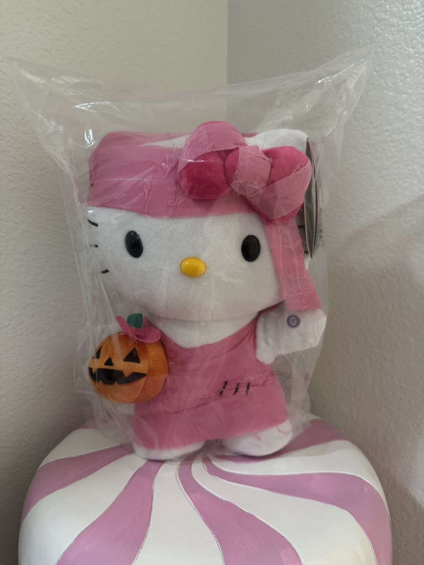 HELLO KITTY PINK MUMMY SIDE STEPPER