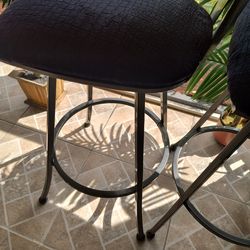 High end *Trendler* counter height bar stools! Like New condition! Black velvet seats!