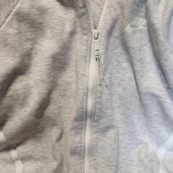 Nike Tech  Women's Jacket  White Tech Fleece 