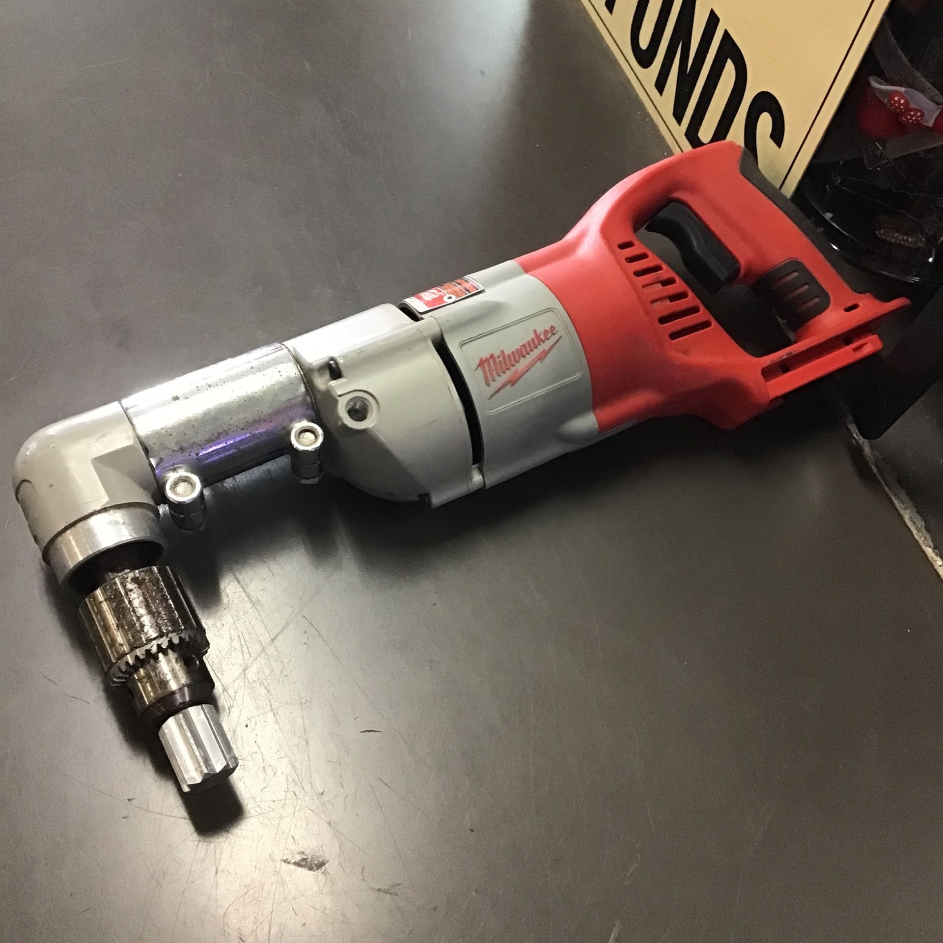 Milwaukee Right Angle