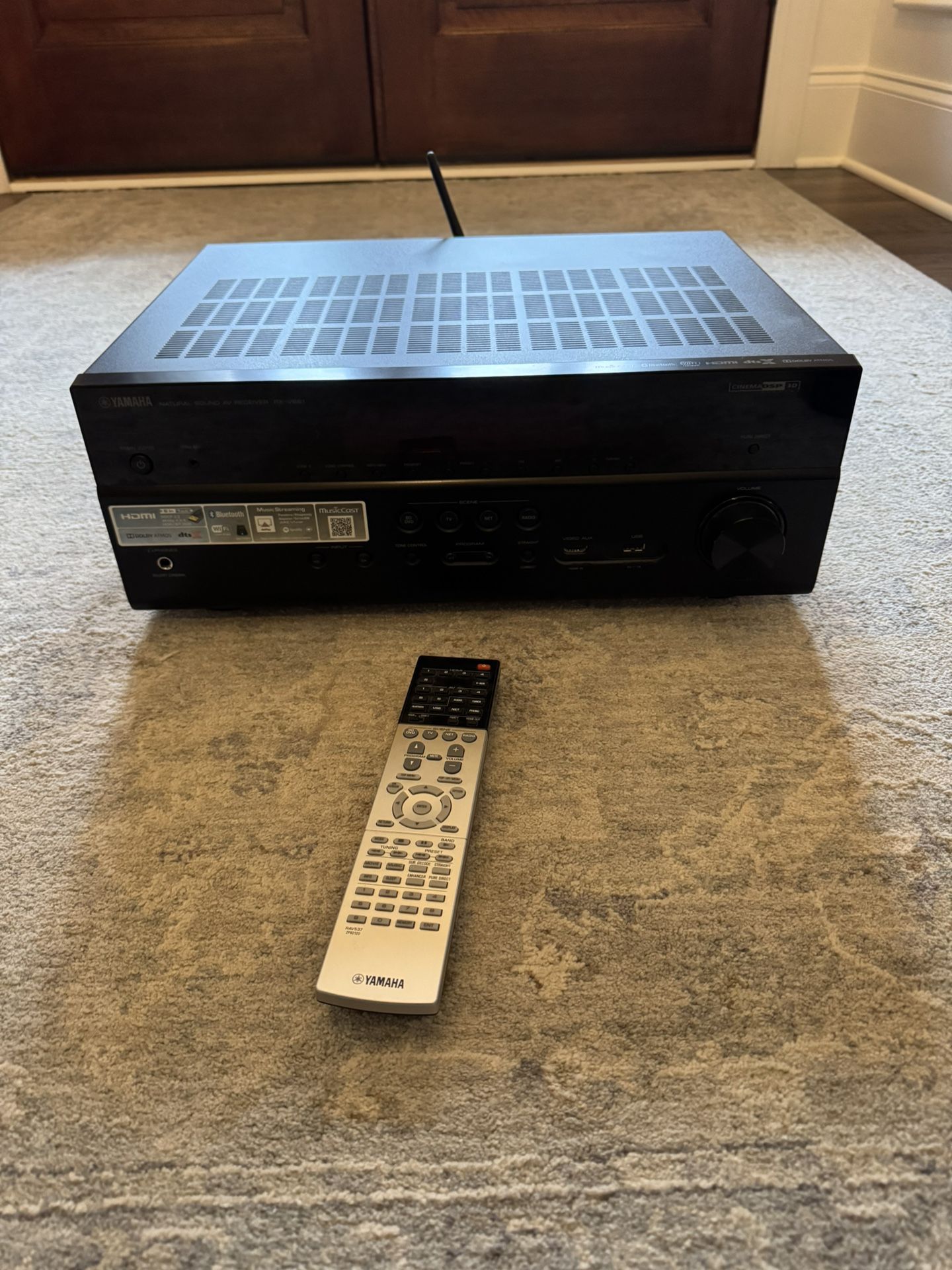 Yamaha Receiver RX-V681