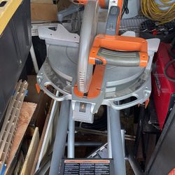 Circular Sliding Saw With Portable Stand