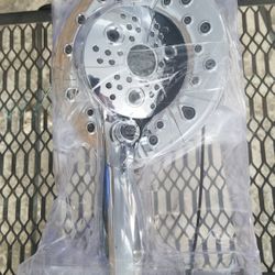 Delta chrome dual shower head 1.75-GPM ( 6.6-LPM ) brand new never been used...sells for around $90