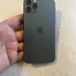 Selling iPhone 11 Pro 256GB Any Carrier Unlocked T-Mobile ATT Verizon Boost Metro in Perfect Condition 